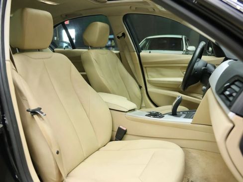 Used 2012 BMW 328i Sedan RWD image 22