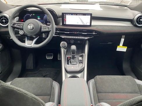 New 2024 Alfa Romeo Tonale Veloce w/ Active Assist Package image 44