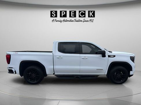 Used 2023 GMC Sierra 1500 Elevation w/ X31 Off-Road Package AWD/4WD image 7