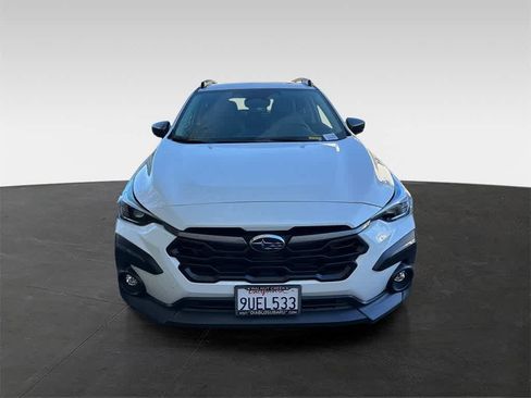 Certified 2025 Subaru Crosstrek 2.5i Limited w/ Crosstrek Mirror Package image 6