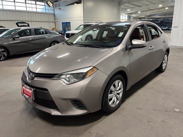 Used 2015 Toyota Corolla LE FWD image 7