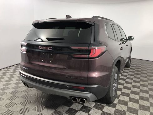 Used 2025 GMC Acadia Elevation image 19