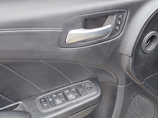 Used 2022 Dodge Charger R/T w/ Plus Group RWD image 38