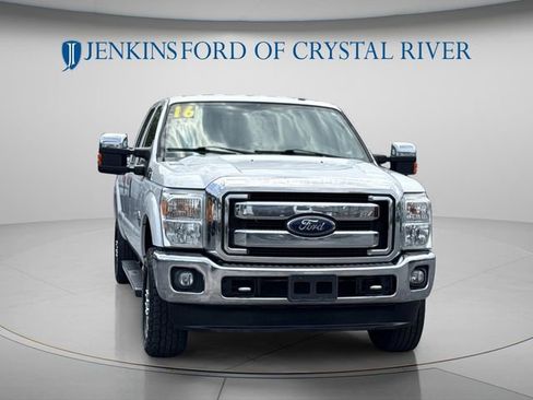 Used 2016 Ford F250 XLT w/ XLT Premium Package AWD/4WD image 15