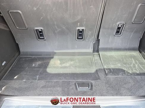Used 2025 Cadillac Escalade Sport Platinum w/ LPO, ONYX Package AWD/4WD image 30
