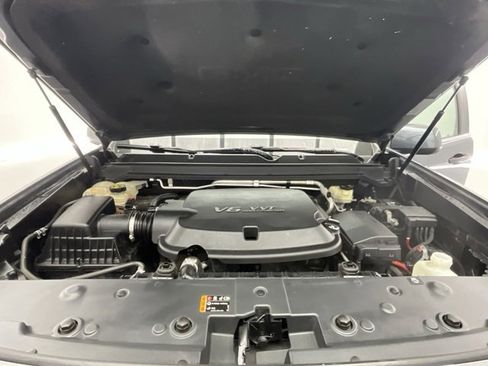 Used 2017 GMC Canyon SLE w/ SLE Convenience Package image 28