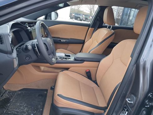 Used 2025 Lexus RZ 450e image 12