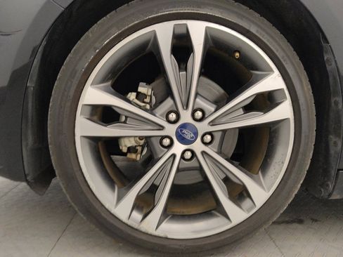 Used 2020 Ford Fusion Titanium image 31