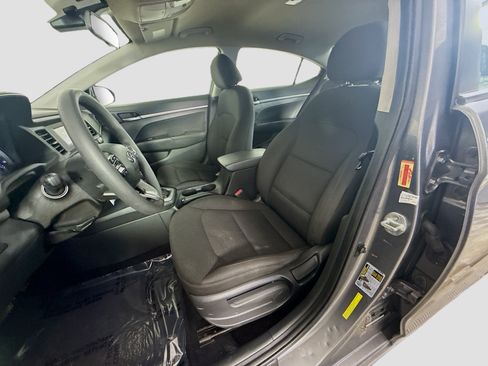 Used 2020 Hyundai Elantra SE w/ Cargo Package (C1) FWD image 21