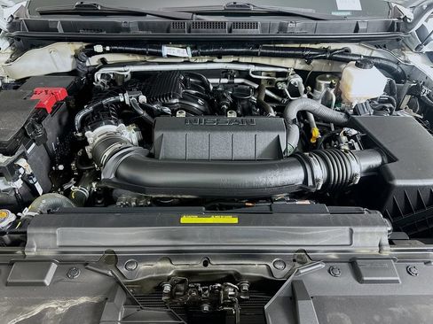 Used 2025 Nissan Frontier S RWD image 28