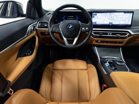 Certified 2023 BMW i4 eDrive40 RWD image 3