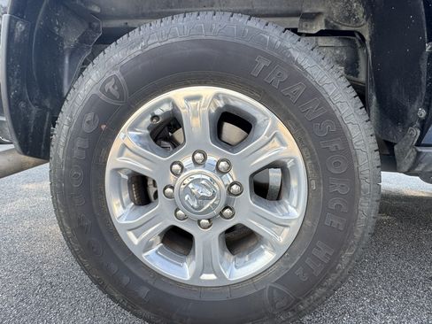 Used 2025 RAM 2500 Big Horn AWD/4WD image 17