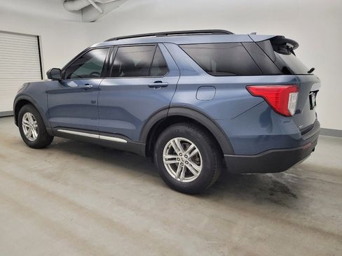 Used 2020 Ford Explorer XLT w/ Equipment Group 202A image 3