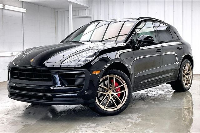 Used 2022 Porsche Macan S AWD/4WD image 2