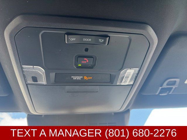 Used 2025 Toyota Tacoma SR5 AWD/4WD image 28