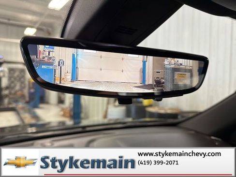 Used 2022 Chevrolet Traverse RS image 47