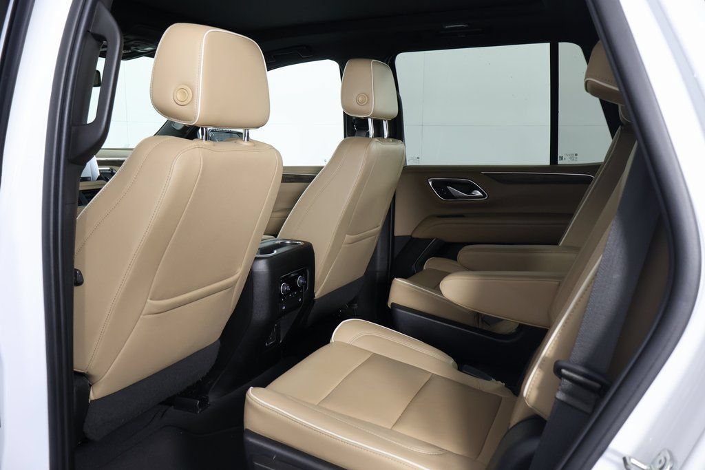 Used 2022 Chevrolet Tahoe Premier AWD/4WD image 11