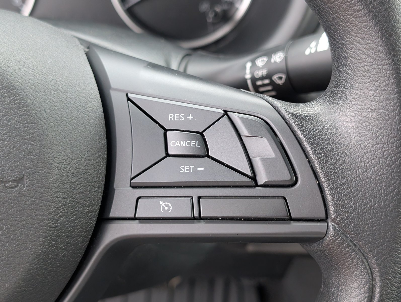 Used 2024 Nissan Kicks S FWD image 24