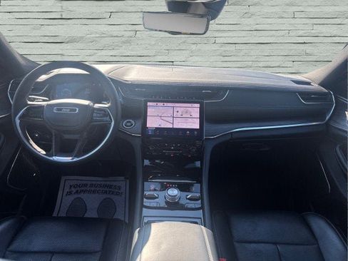 Used 2023 Jeep Grand Cherokee Overland w/ Luxury Tech Group IV image 25