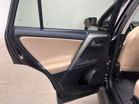 Used 2015 Toyota RAV4 XLE image 18