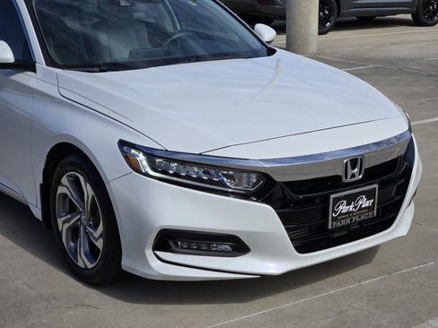 Used 2019 Honda Accord EX image 7