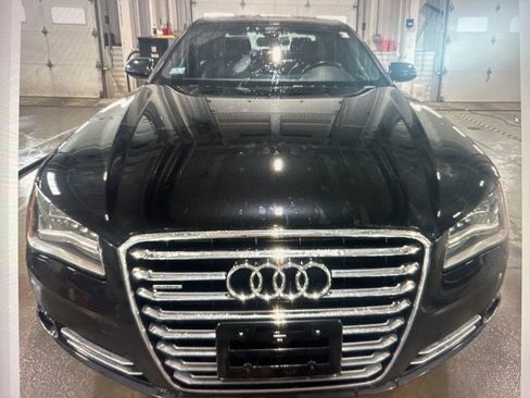 Used 2012 Audi A8 L 4.2 image 5