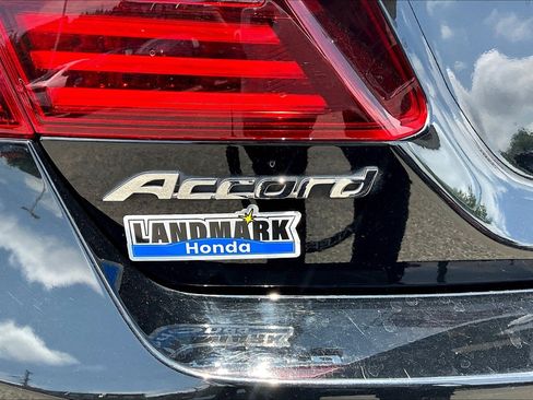 Used 2017 Honda Accord EX-L image 33