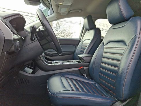 Certified 2022 Ford Edge SEL w/ Sport Appearance Package image 13