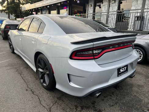 Used 2019 Dodge Charger Scat Pack w/ Plus Group image 3
