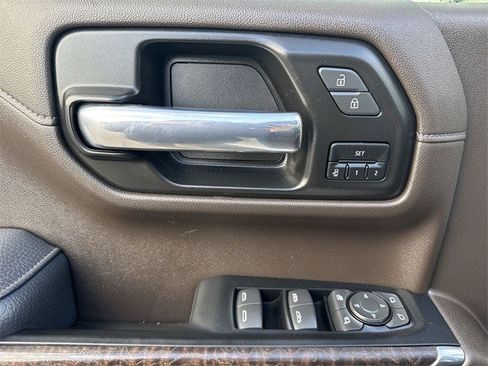 Used 2022 GMC Sierra 1500 Denali w/ Denali Premium Package image 28