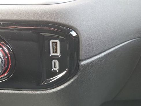 New 2026 GMC Sierra 2500 SLE w/ Preferred Package image 38