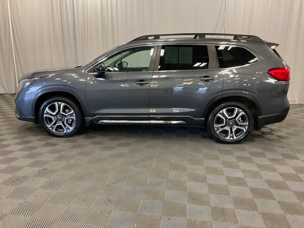 Used 2024 Subaru Ascent Limited w/ Technology Package AWD/4WD image 8
