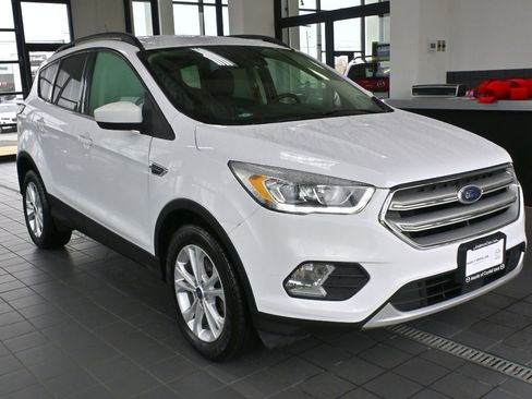 Used 2018 Ford Escape SEL w/ Ford Safe & Smart Package image 1