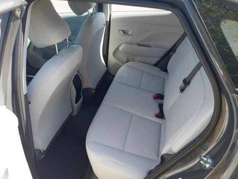 New 2027 Hyundai Kona SE FWD image 15