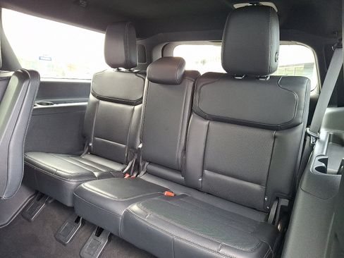 Used 2026 Ford Expedition Max Platinum w/ Stealth Performance Package AWD/4WD image 11