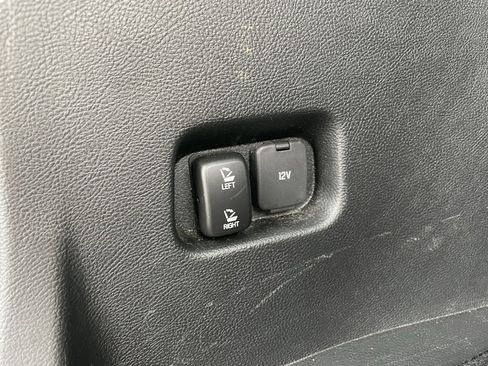 Used 2023 Ford Edge SEL image 33