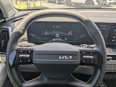New 2026 Kia Sorento S AWD/4WD image 32