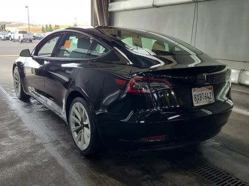 Used 2021 Tesla Model 3 Long Range AWD/4WD image 2