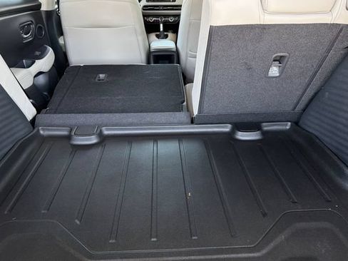 Certified 2024 Honda HR-V EX-L image 19