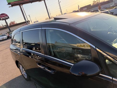 Used 2017 Honda Odyssey EX-L image 43