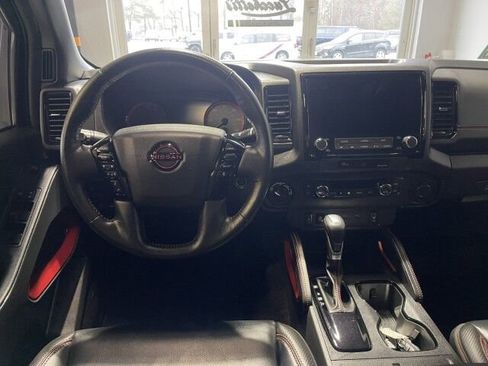 Used 2023 Nissan Frontier PRO-4X w/ Pro-4X Premium Package image 18