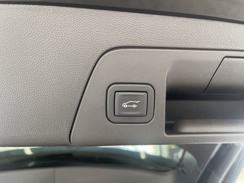 Used 2023 Buick Envision Essence w/ Sport Touring Package image 36