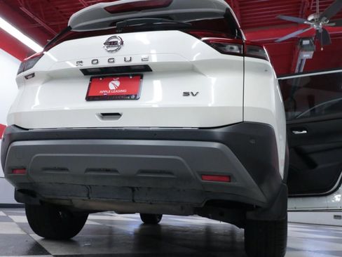 Used 2021 Nissan Rogue SV image 33