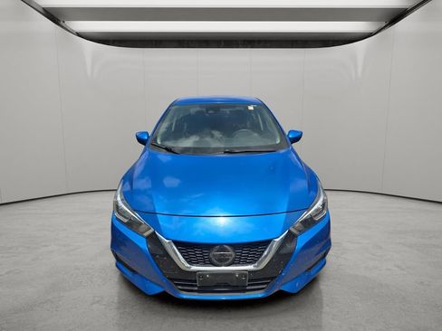 Used 2020 Nissan Versa SV FWD image 11