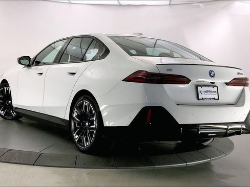 Certified 2024 BMW i5 M60 w/ Premium Package AWD/4WD image 10