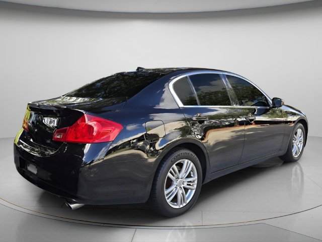 Used 2013 INFINITI G37 x Sedan w/ Premium Pkg AWD/4WD image 6