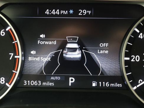 Used 2023 Nissan Rogue SV w/ SV Premium Package image 18