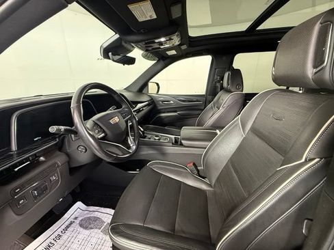 Used 2021 Cadillac Escalade ESV Sport RWD image 5