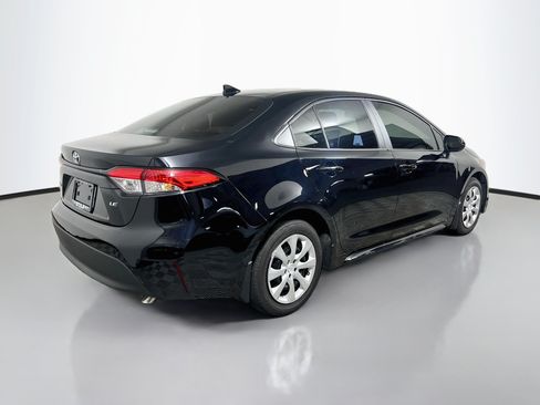 Used 2026 Toyota Corolla LE FWD image 4