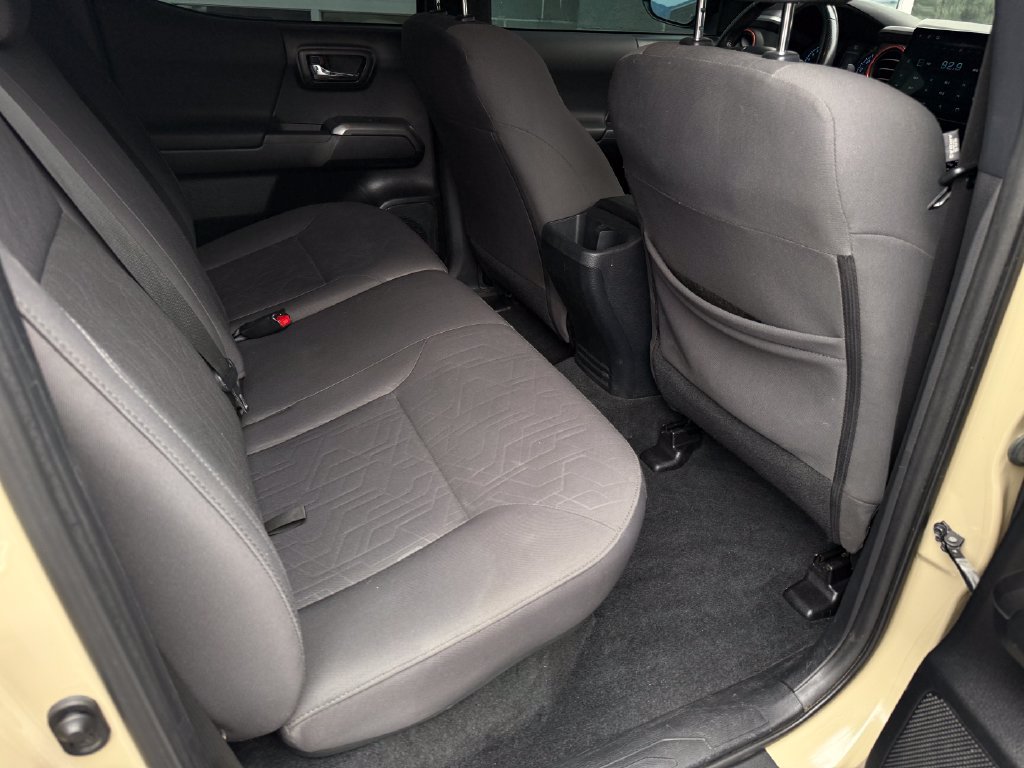 Used 2019 Toyota Tacoma TRD Sport w/ Technology Package AWD/4WD image 39